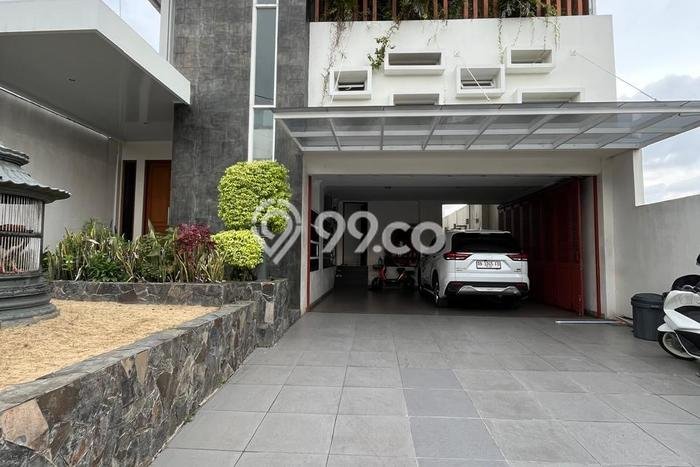 Rumah di Jombor, Sleman, LT 1131m² Bangunan 400m² Rumah di Jombor, Sleman, LT 1131m² Bangunan 400m²