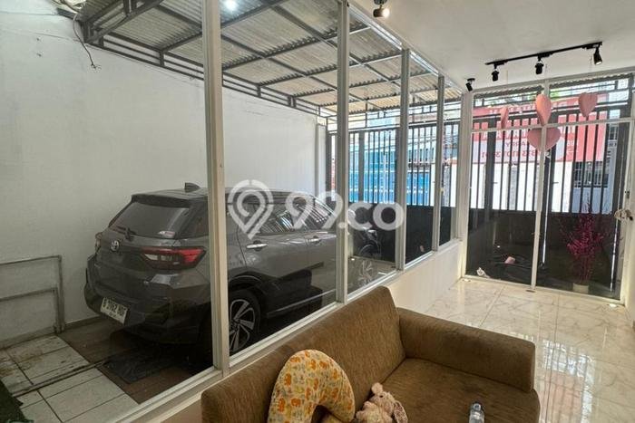 Disewakan Ruko di Kawasan Ramai Jelambar Luas 200m2 Disewakan Ruko di Kawasan Ramai Jelambar Luas 200m2