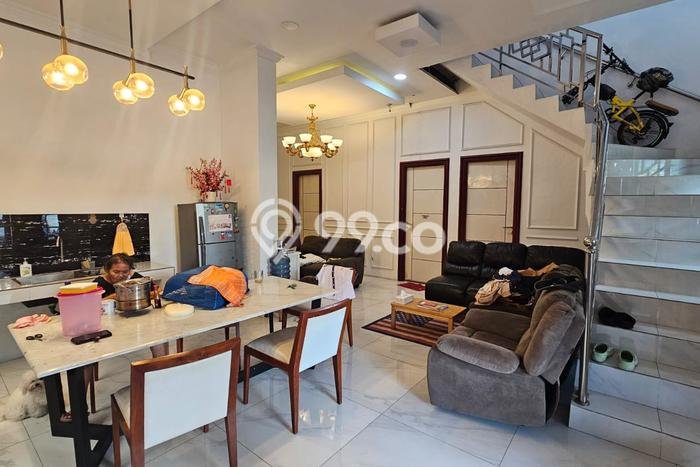 Rumah Minimalis 7 KT di Duri Kosambi Jakarta Barat Unfurnished Rumah Minimalis 7 KT di Duri Kosambi Jakarta Barat Unfurnished
