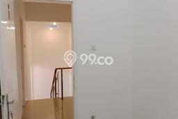 Rumah area , 4 KT, Lingkungan Strategis, LT 140m2m² Bangunan 180m2m² Rumah area , 4 KT, Lingkungan Strategis, LT 140m2m² Bangunan 180m2m²