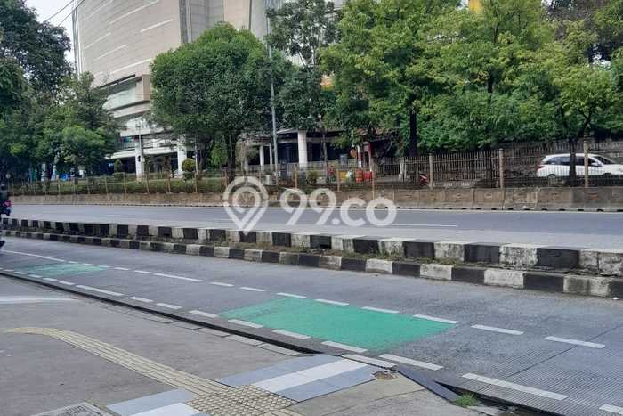 Unit Ruko Disewakan di Warung Buncit di Area Ramai & Strategis Unit Ruko Disewakan di Warung Buncit di Area Ramai & Strategis