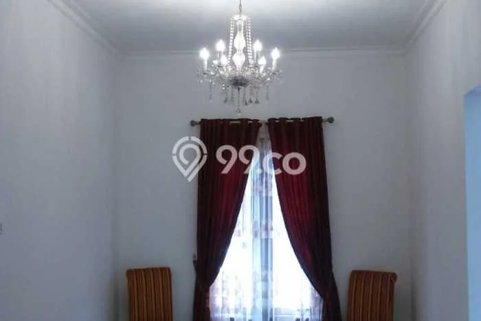 Rumah Disewakan Jakarta Selatan LT 145m2 LB 200m2 Kawasan Pejaten Rumah Disewakan Jakarta Selatan LT 145m2 LB 200m2 Kawasan Pejaten