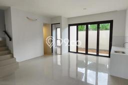For Sale Rumah 3 Kamar Lokasi Strategis Bagus dan Strategis di Cisauk For Sale Rumah 3 Kamar Lokasi Strategis Bagus dan Strategis di Cisauk