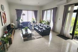 Rumah Elit Modern Tanpa Renovasi di Slipi Jakarta Barat Rumah Elit Modern Tanpa Renovasi di Slipi Jakarta Barat