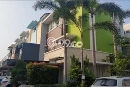 Rumah Luxury Modern Tanpa Renovasi di Taman Grisenda Jakarta Utara Rumah Luxury Modern Tanpa Renovasi di Taman Grisenda Jakarta Utara
