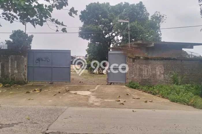 Lahan Kosong Dijual di Tangerang Selatan dengan Area 47000m2 Lahan Kosong Dijual di Tangerang Selatan dengan Area 47000m2