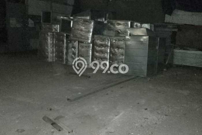 Gudang Dijual di Jati Uwung LT 5300m2, LB 3432m2 untuk Investasi Gudang Dijual di Jati Uwung LT 5300m2, LB 3432m2 untuk Investasi
