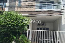 Hunian Elit LB 300m2 Siap Pakai Desain Elegan di Muara Karang, Jakarta Utara Hunian Elit LB 300m2 Siap Pakai Desain Elegan di Muara Karang, Jakarta Utara