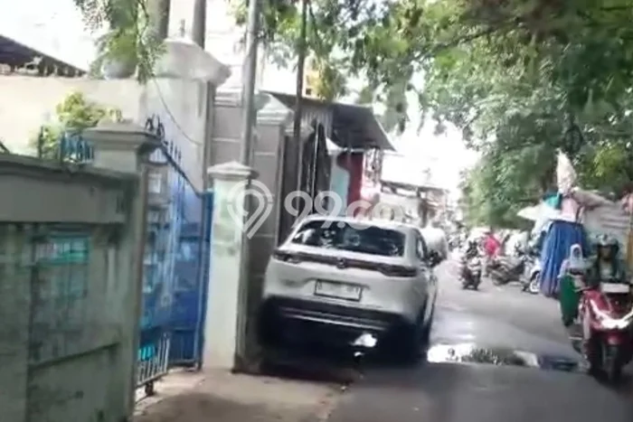 Tanah Kavling Dijual di Jakarta Barat dengan Spesifikasi 227m2 Tanah Kavling Dijual di Jakarta Barat dengan Spesifikasi 227m2