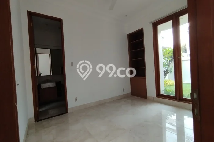 Hunian Mewah Siap Huni LT 410m2 di Cilandak, Jakarta Selatan Hunian Mewah Siap Huni LT 410m2 di Cilandak, Jakarta Selatan