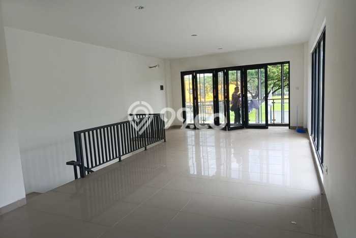 Ruko disewakan lokasi strategis Kalideres Jakarta Barat 120m2 Ruko disewakan lokasi strategis Kalideres Jakarta Barat 120m2