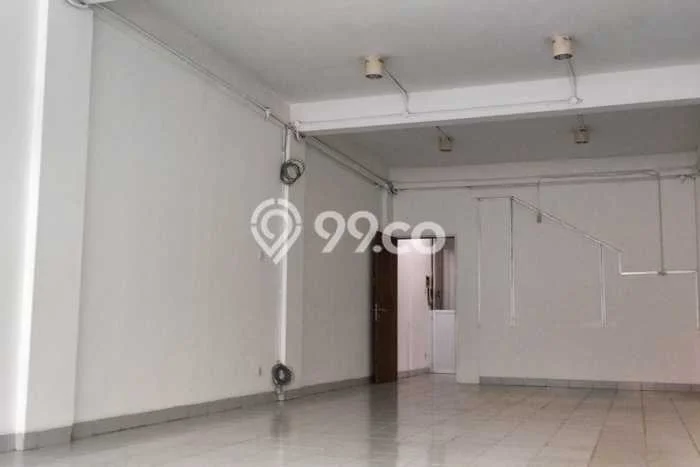 Untuk Disewa Ruko di Kebon Jeruk Jakarta Barat LT 70m2, LB 255m2 Untuk Disewa Ruko di Kebon Jeruk Jakarta Barat LT 70m2, LB 255m2