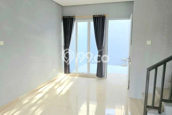 Jarang Ada! Rumah Kontrakan 4 Kamar Bagus Siap Huni Jakarta Garden City Jarang Ada! Rumah Kontrakan 4 Kamar Bagus Siap Huni Jakarta Garden City