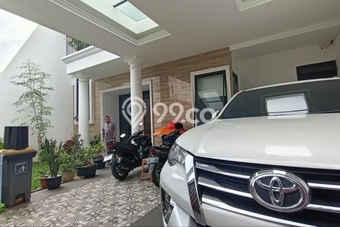 For Sale! Premium House LT 240m2 Desain Modern di Jati Mekar For Sale! Premium House LT 240m2 Desain Modern di Jati Mekar