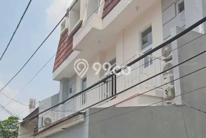 Rumah Kost untuk Dijual di Menteng dengan 0 KT, 20 KM, Luas 425m2 Rumah Kost untuk Dijual di Menteng dengan 0 KT, 20 KM, Luas 425m2