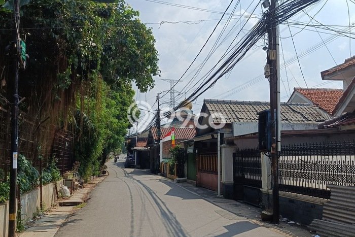 Rumah Idaman Modern! Rumah Mewah di Kalimalang, Jakarta Timur, Luas 246m² Bangunan 423m² Rumah Idaman Modern! Rumah Mewah di Kalimalang, Jakarta Timur, Luas 246m² Bangunan 423m²