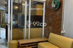 Hunian Elit LB 185m2 Siap Huni Desain Elegan di Bintaro, Jakarta Selatan Hunian Elit LB 185m2 Siap Huni Desain Elegan di Bintaro, Jakarta Selatan