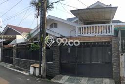Siap Huni Hunian Elit 6 Kamar di Kebayoran Lama Dekat ke Mana Saja Siap Huni Hunian Elit 6 Kamar di Kebayoran Lama Dekat ke Mana Saja