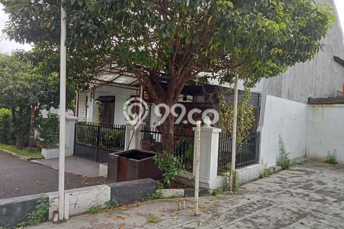 Dijual Rumah Mewah Megah Dengan View Cantik di Kemanggisan, Jakarta Barat Dijual Rumah Mewah Megah Dengan View Cantik di Kemanggisan, Jakarta Barat
