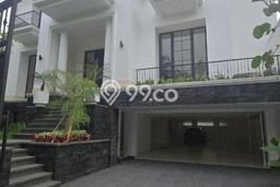 Dijual Rumah Luas Elegan Dengan View Eksklusif di Kemang, Jakarta Selatan Dijual Rumah Luas Elegan Dengan View Eksklusif di Kemang, Jakarta Selatan