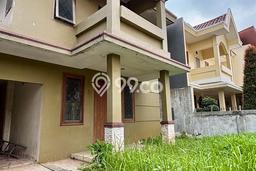 Rumah Modern 3 Kamar LT 175m2 di Cibubur Rumah Modern 3 Kamar LT 175m2 di Cibubur
