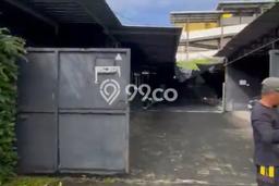 Gudang Siap Pakai di Denpasar Utara, Luas 400m², Lokasi Komersial, Jalan Mudah Gudang Siap Pakai di Denpasar Utara, Luas 400m², Lokasi Komersial, Jalan Mudah