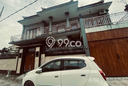 PREMIUM CHOICE! Rumah di Gianyar, 1 KM, Lingkungan Asri, LT 200m² LB 200m² PREMIUM CHOICE! Rumah di Gianyar, 1 KM, Lingkungan Asri, LT 200m² LB 200m²