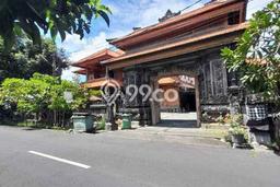 Rumah Luxury Modern Tanpa Renovasi di Renon Denpasar Rumah Luxury Modern Tanpa Renovasi di Renon Denpasar