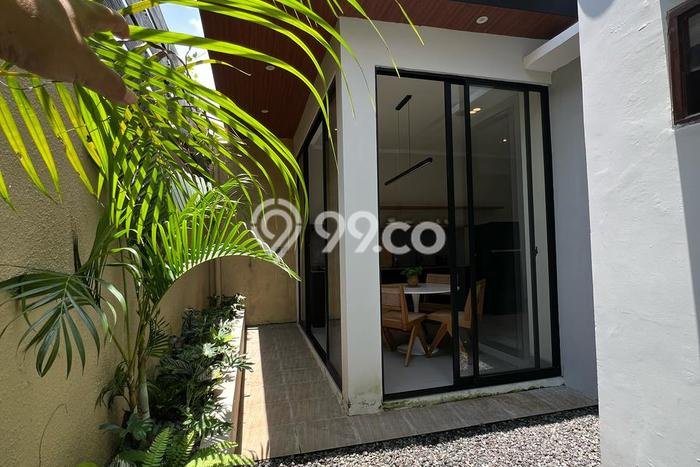 Ready to Use! Luxury House LT 100m2 Desain Elegan di Nusa Dua Ready to Use! Luxury House LT 100m2 Desain Elegan di Nusa Dua