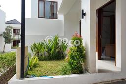 Disewakan! Rumah 3 Kamar Tidur &
3 Kamar Mandi di Mumbul, Badung Disewakan! Rumah 3 Kamar Tidur &
3 Kamar Mandi di Mumbul, Badung