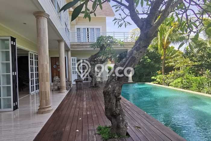 Rumah Asri , Area Sejuk - LT 725m2m² Rumah Asri , Area Sejuk - LT 725m2m²