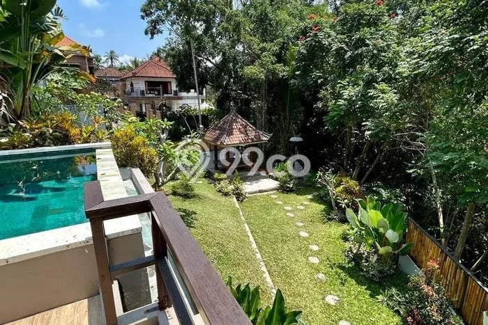 Rumah Terawat di Mengwi, Badung, Luas 1000m2m² Bangunan 700m2m² DIJUAL CEPAT! Rumah Terawat di Mengwi, Badung, Luas 1000m2m² Bangunan 700m2m² DIJUAL CEPAT!