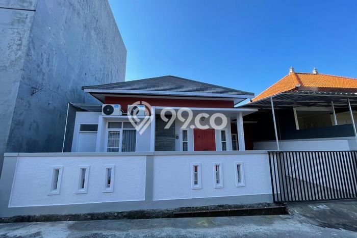 Rumah Minimalis 2 Kamar LT 100m2 di Jimbaran Rumah Minimalis 2 Kamar LT 100m2 di Jimbaran