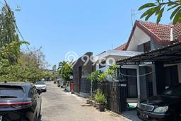 Disewakan! Rumah 3 Kamar Tidur &
2 Kamar Mandi di Canggu, Badung Disewakan! Rumah 3 Kamar Tidur &
2 Kamar Mandi di Canggu, Badung