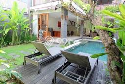 FOR SALE! Vila Kawasan , Area 200m2m², Lokasi Premium FOR SALE! Vila Kawasan , Area 200m2m², Lokasi Premium
