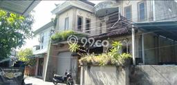 Ready to Use! Luxury House LT 200m2 Desain Modern di Tuban Ready to Use! Luxury House LT 200m2 Desain Modern di Tuban