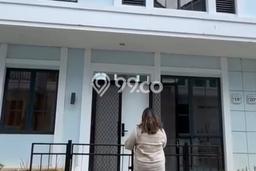 Dijual Cepat Rumah Favorit Siap Huni LB 150m2 di Tangerang, Tangerang Dijual Cepat Rumah Favorit Siap Huni LB 150m2 di Tangerang, Tangerang
