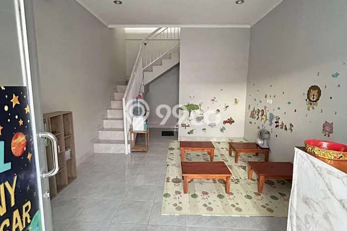 KAWASAN KOMERSIAL! Ruko Disewakan Kawasan Denpasar Timur, Luas 63m², Lokasi Strategis KAWASAN KOMERSIAL! Ruko Disewakan Kawasan Denpasar Timur, Luas 63m², Lokasi Strategis