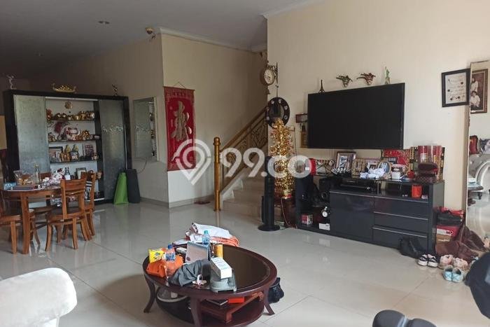 For Sale! Luxury House LT 225m2 Desain Elegan di Pantai Indah Kapuk For Sale! Luxury House LT 225m2 Desain Elegan di Pantai Indah Kapuk