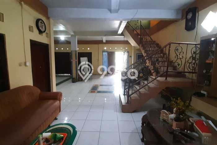Dijual Rumah Kost di Wonodri, Semarang, 12 KT, 12 KM, Bangunan 300m2 Dijual Rumah Kost di Wonodri, Semarang, 12 KT, 12 KM, Bangunan 300m2