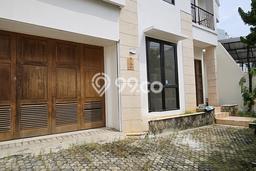 Rumah Mewah LB 150m2 Siap Pakai Desain Elegan di Petojo, Jakarta Pusat Rumah Mewah LB 150m2 Siap Pakai Desain Elegan di Petojo, Jakarta Pusat