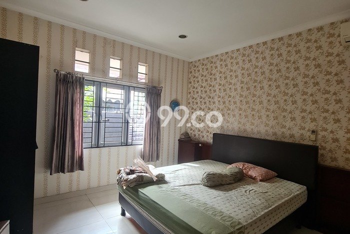 Rumah Mewah LB 200m2 Siap Pakai Desain Elegan di Kalimalang, Jakarta Timur Rumah Mewah LB 200m2 Siap Pakai Desain Elegan di Kalimalang, Jakarta Timur