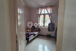 Rumah Elit Modern Tanpa Renovasi di Metro permata Jakarta Barat Rumah Elit Modern Tanpa Renovasi di Metro permata Jakarta Barat