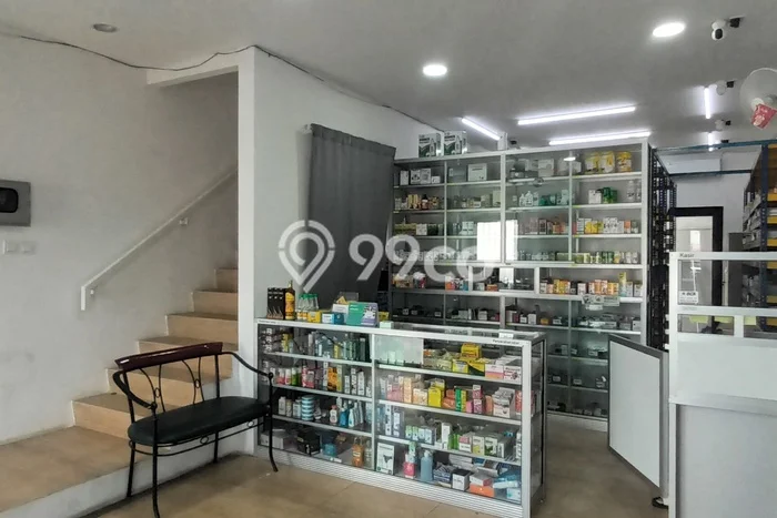 Disewakan Ruko Premium Kawasan Lippo Karawaci, Luas 65m², Area Bisnis, Akses Bagus Disewakan Ruko Premium Kawasan Lippo Karawaci, Luas 65m², Area Bisnis, Akses Bagus