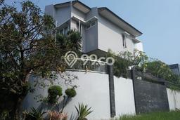 Dijual Rumah Mewah Elegan Dengan View Eksklusif di Duta Garden, Tangerang Dijual Rumah Mewah Elegan Dengan View Eksklusif di Duta Garden, Tangerang