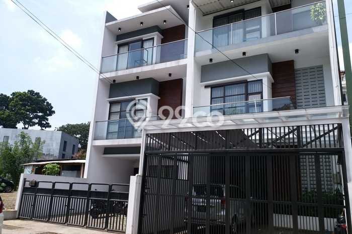 Rumah Minimalis area , Bandung, LT 145m2m² Bangunan 250m2m² Rumah Minimalis area , Bandung, LT 145m2m² Bangunan 250m2m²