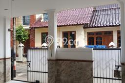 Jual Rumah Eksklusif 4 KT di Cibubur, Bekasi Jual Rumah Eksklusif 4 KT di Cibubur, Bekasi