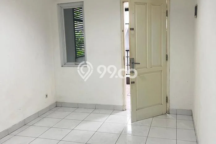 Disewakan! Rumah 4 Kamar Tidur &
3 Kamar Mandi di Cibubur, Bekasi Disewakan! Rumah 4 Kamar Tidur &
3 Kamar Mandi di Cibubur, Bekasi