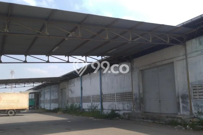 Untuk Disewa Gudang di Waru Sidoarjo LT 42829m2, LB 11885m2 Untuk Disewa Gudang di Waru Sidoarjo LT 42829m2, LB 11885m2