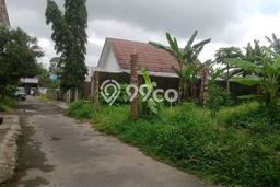 Kavling Tanah di Mertoyudan Dijual Luas 276m2 Legalitas SHM Kavling Tanah di Mertoyudan Dijual Luas 276m2 Legalitas SHM
